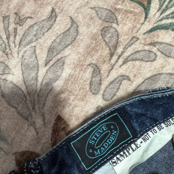 *3/$60* rare* 90’s/ Y2K style Steve Madden Denim Mini Skort - Picture 7 of 7